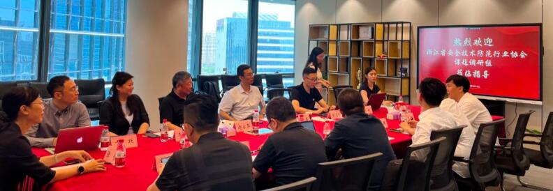 1766034576793871.jpg 4.jpg